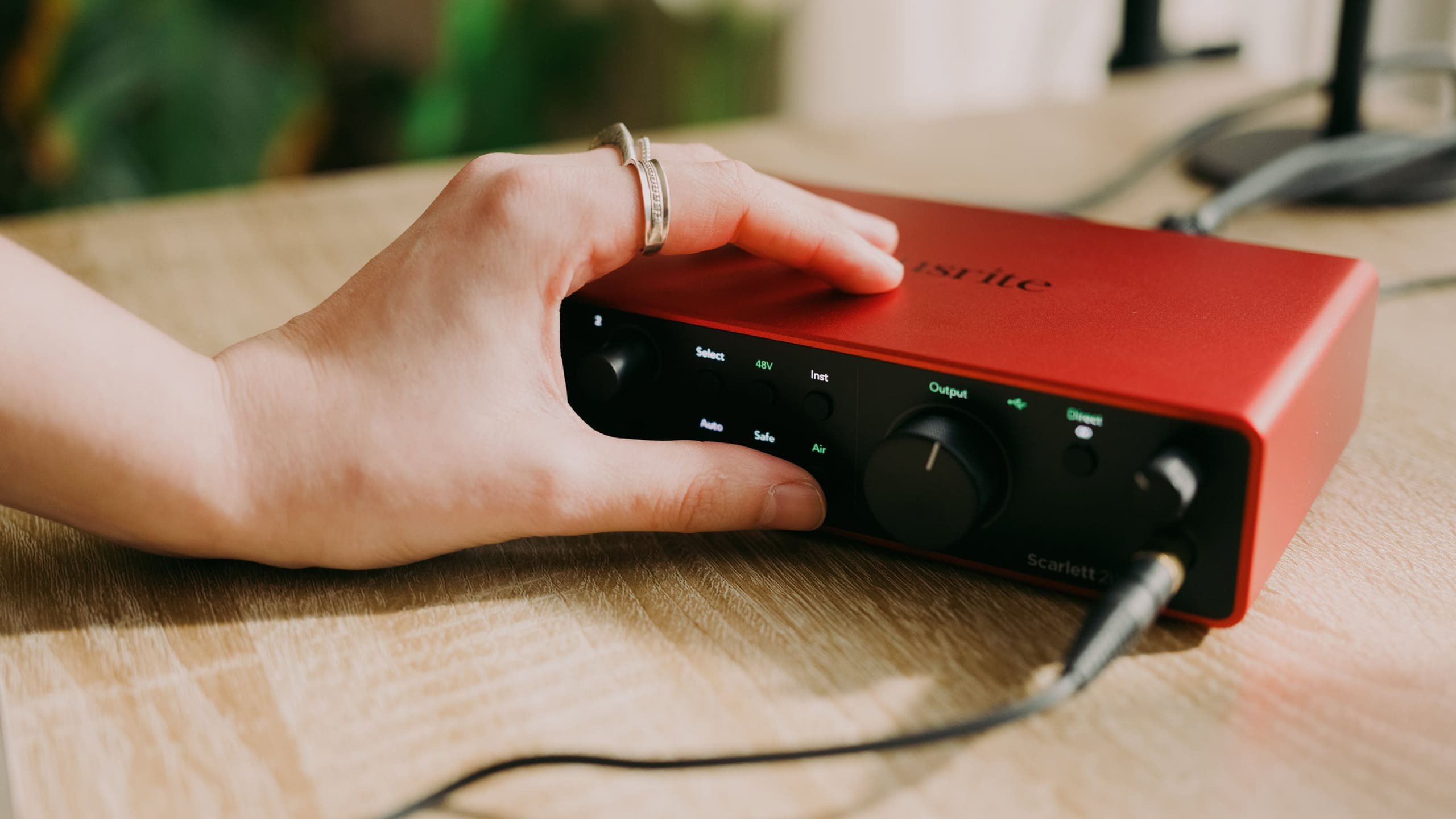 Focusrite Scarlett 2i2 Studio 4Gen - Kompletny Zestaw