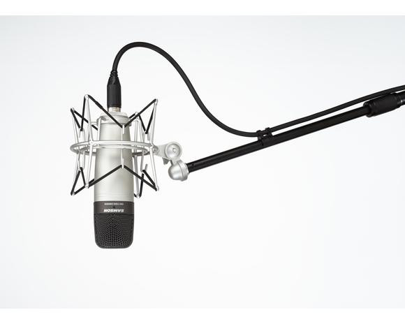Samson C01 - wielko-membranowy mikrofon pojemnościowy, kardioida, srebrno - czarny, LED - 48V phantom, walizka, uchwyt sztywny.