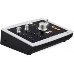 Audient-ID22-audio-interface-przod