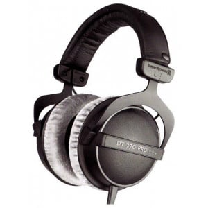 beyerdynamic DT 770 PRO 80-top-front-skos