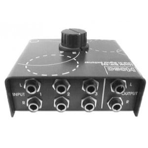 ‌HOSA SLW-333 - Audio Switcher stereo 1I - 3O/ 3I - 1O