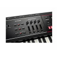 Roland Juno-D6 - synthesizer detale