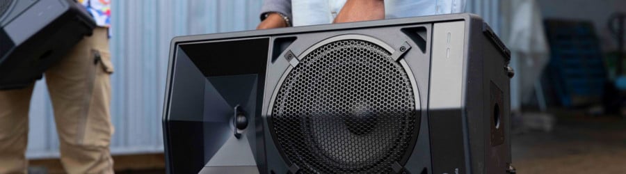 Alpha Theta (Pioneer DJ) has unveiled the WAVE-EIGHT wireless speaker 