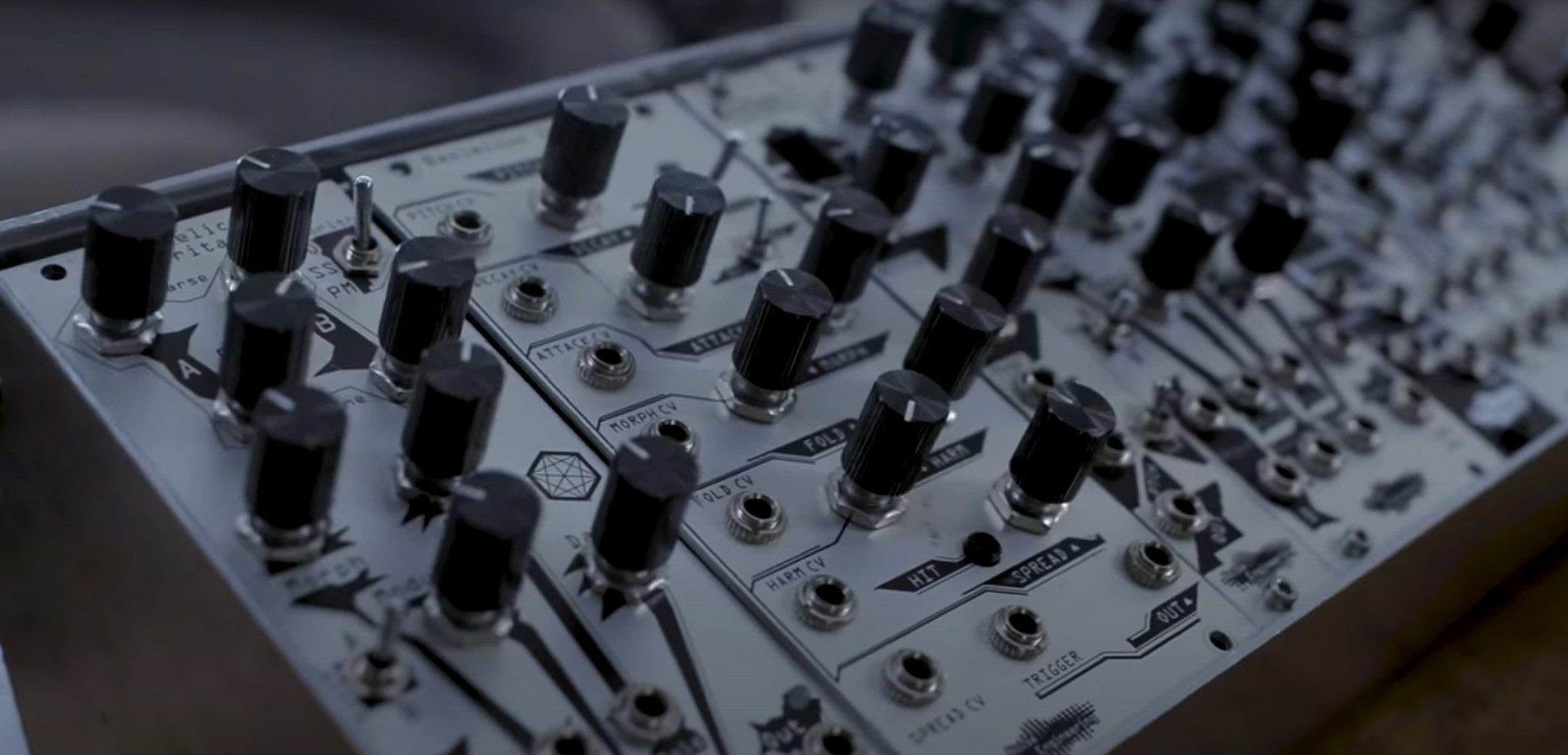 PREMIERA: Arturia wypuszcza nowy firmware do syntezatora MicroFreak, sygnowany jako V3!